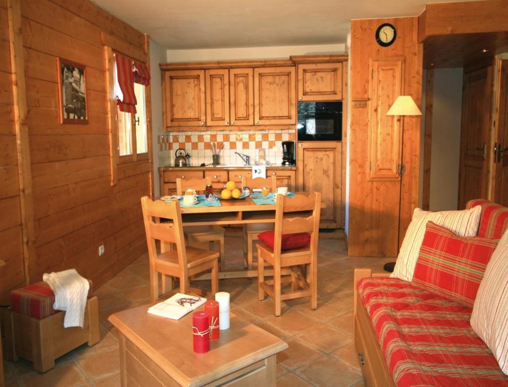 Lagrange Vacances Le Hameau Du Rocher Blanc 세르 슈발리에 객실 사진